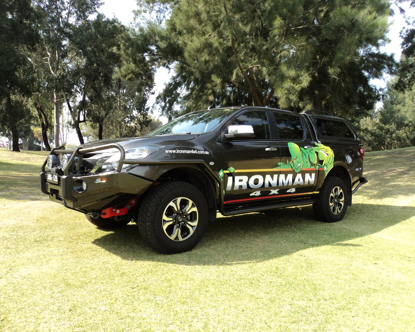 DELUXE BULL BAR - MAZDA BT50 (11-20)