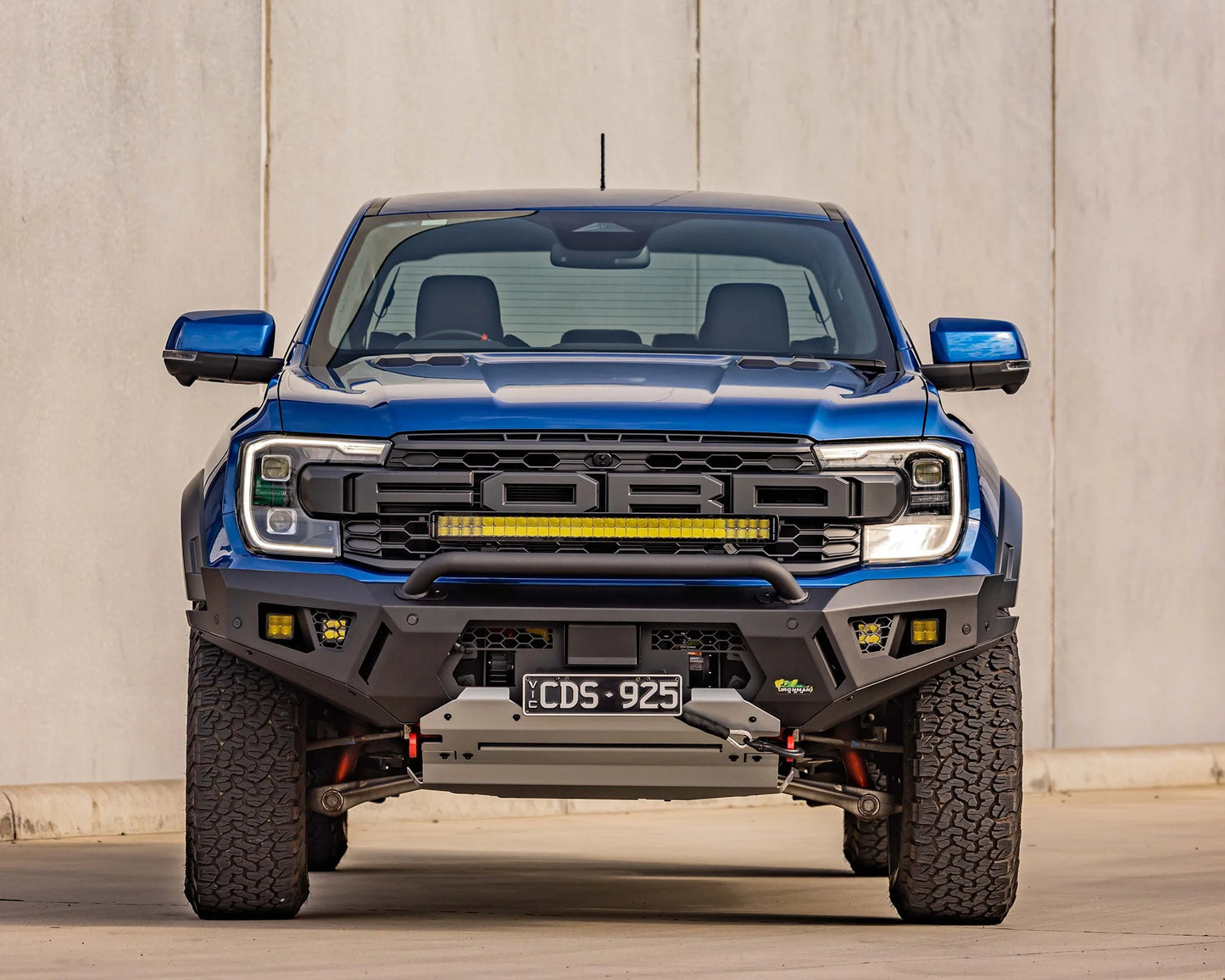 RAID BULL BAR - NEXT GEN RAPTOR (22+)