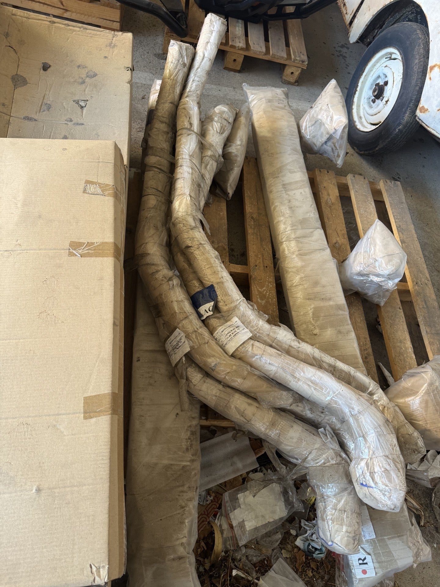 CLEARANCE ITEM - TOYOTA/MITSUBISHI SCRUB RAILS AVAILABLE