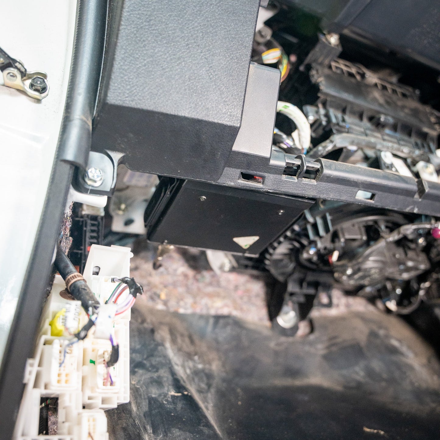 UHF Behind Dash Module Mount For Toyota
