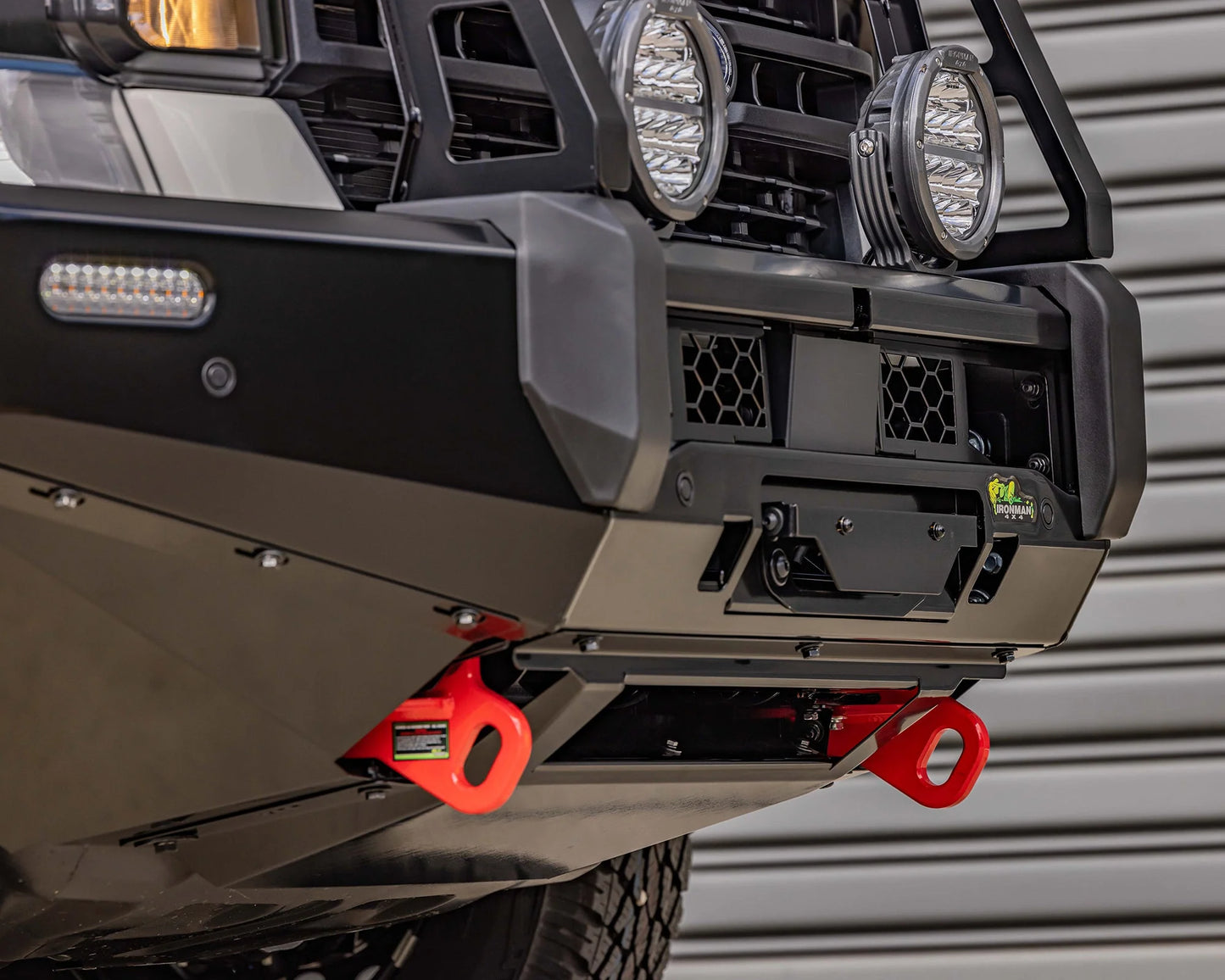 COMMERCIAL BULL BAR - NG RANGER (22+)