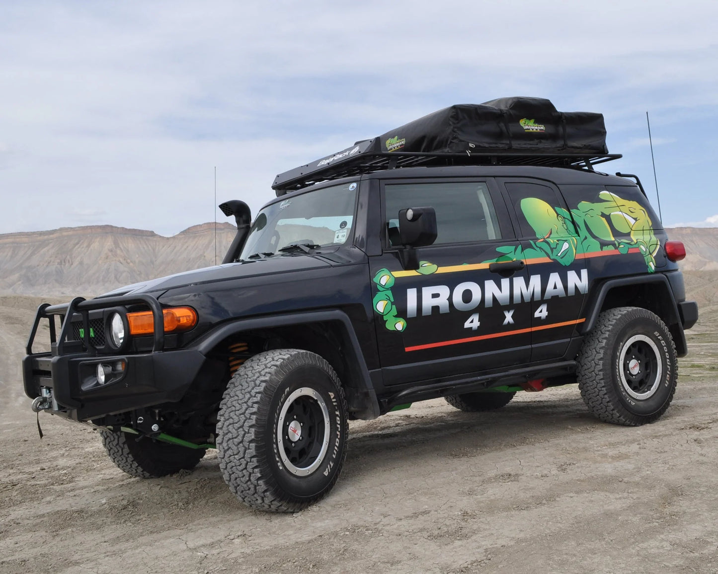 DELUXE BULL BAR - FJ CRUISER (11-16)