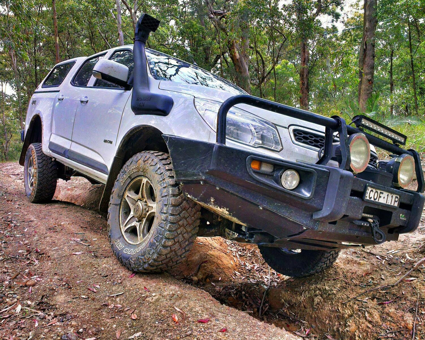 DELUXE BULL BAR - COLORADO RG (12-16)