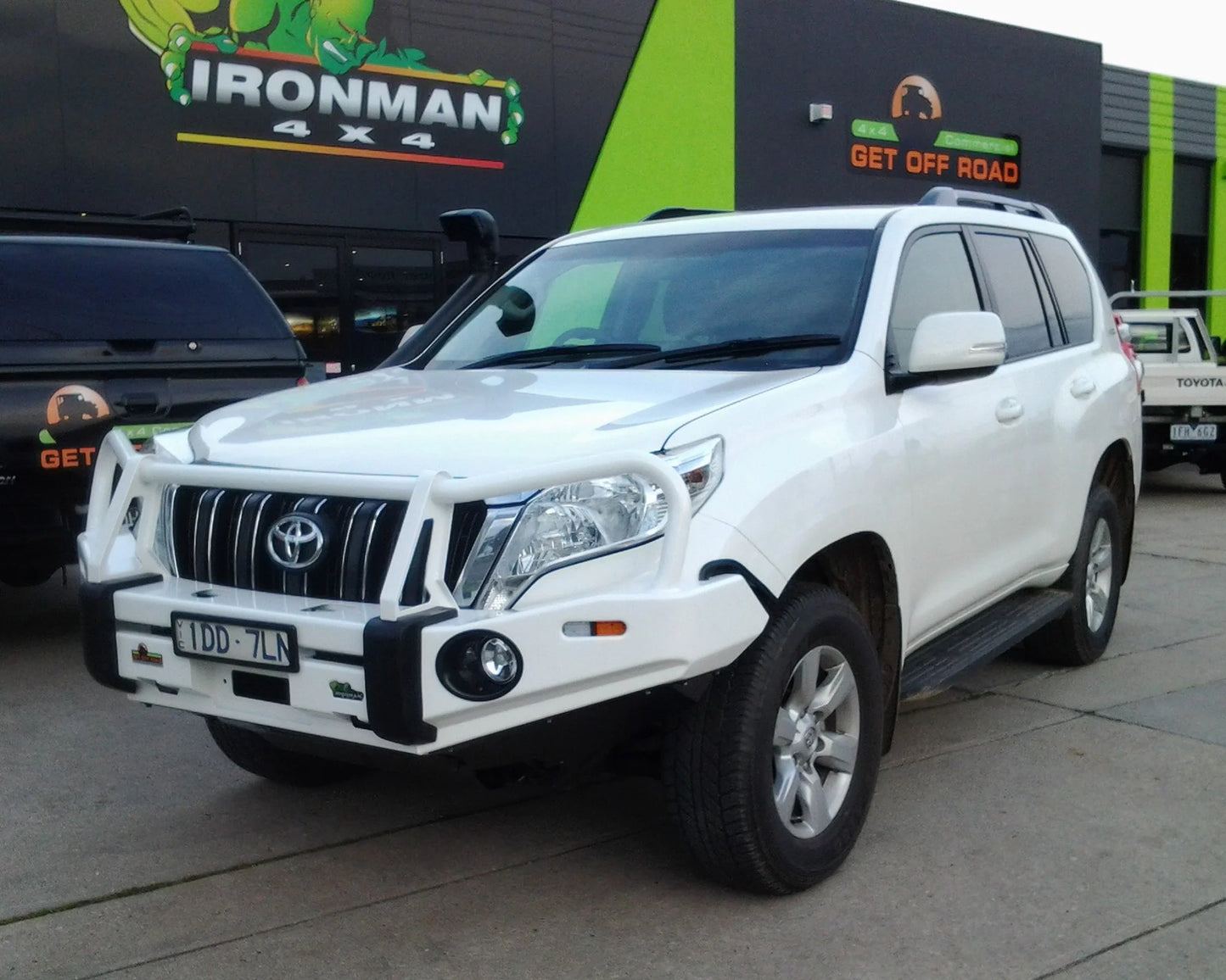 DELUXE BULL BAR - PRADO 150 (13-17)