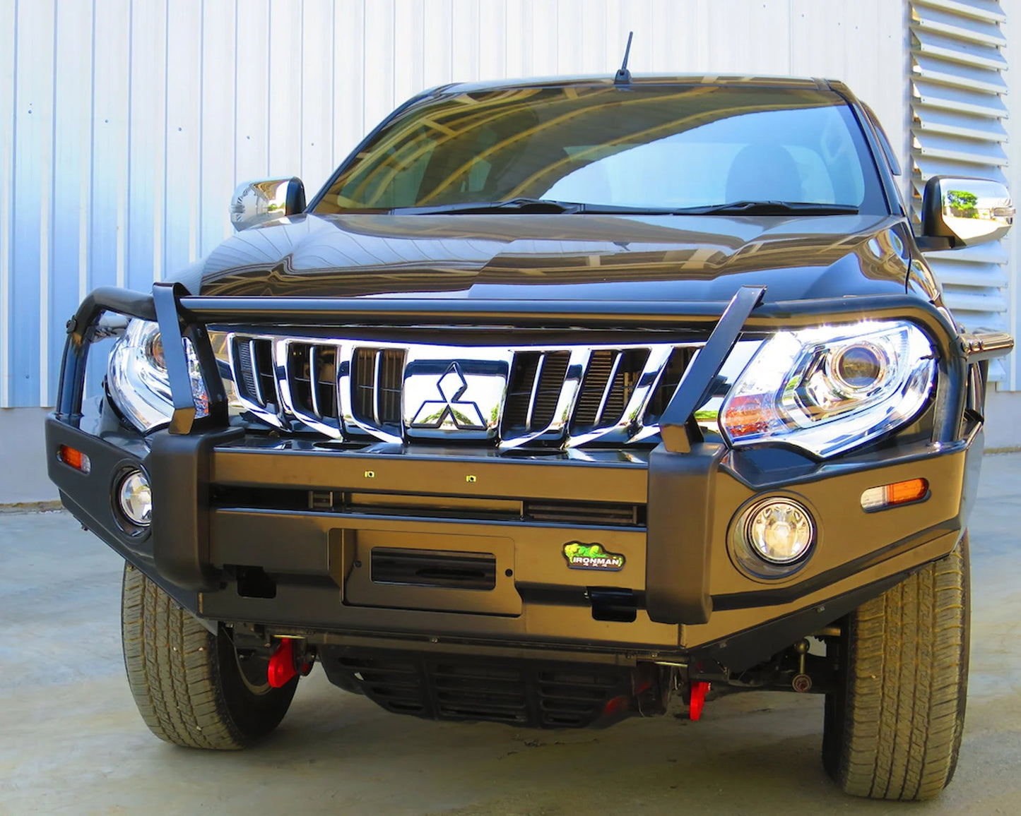 DELUXE BULL BAR - TRITON MQ (15-18)
