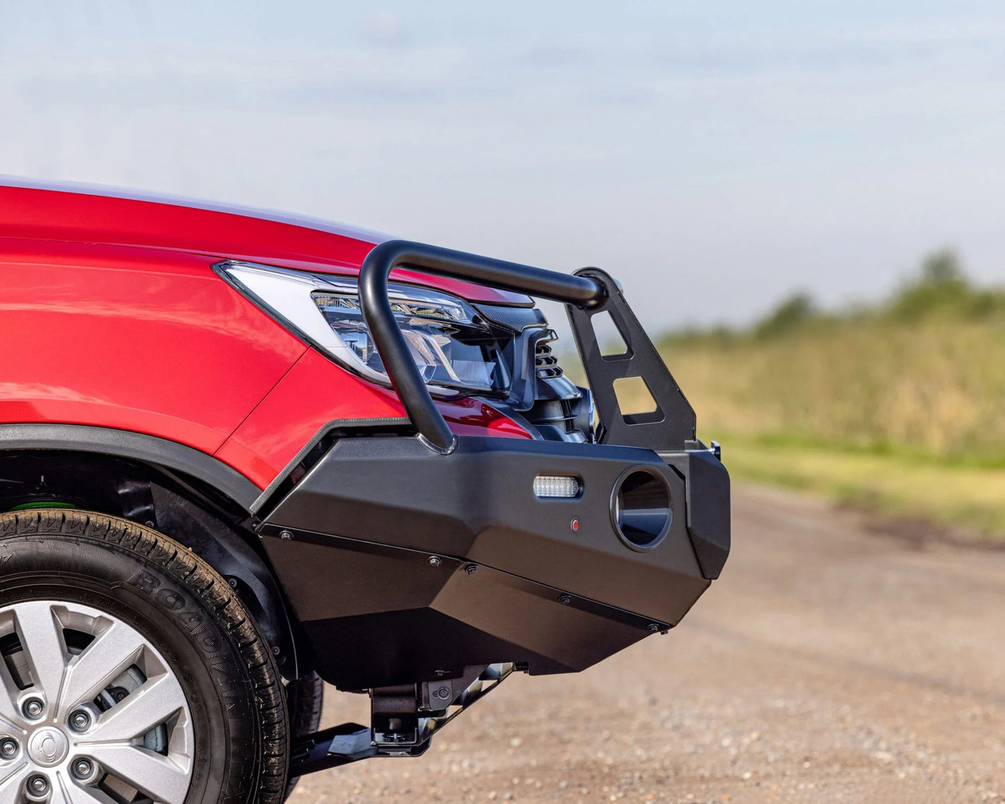 DELUXE BULL BAR - SSANGYONG MUSSO (22+)