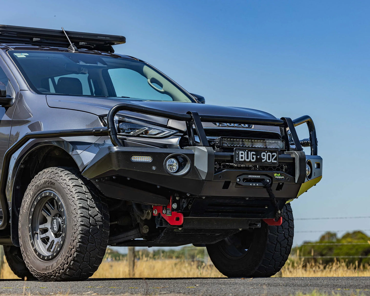 DELUXE BULL BAR - ISUZU MUX (21-24)