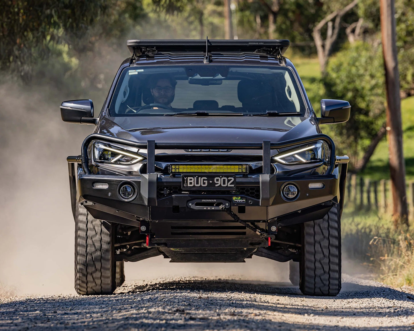 DELUXE BULL BAR - ISUZU MUX (21-24)