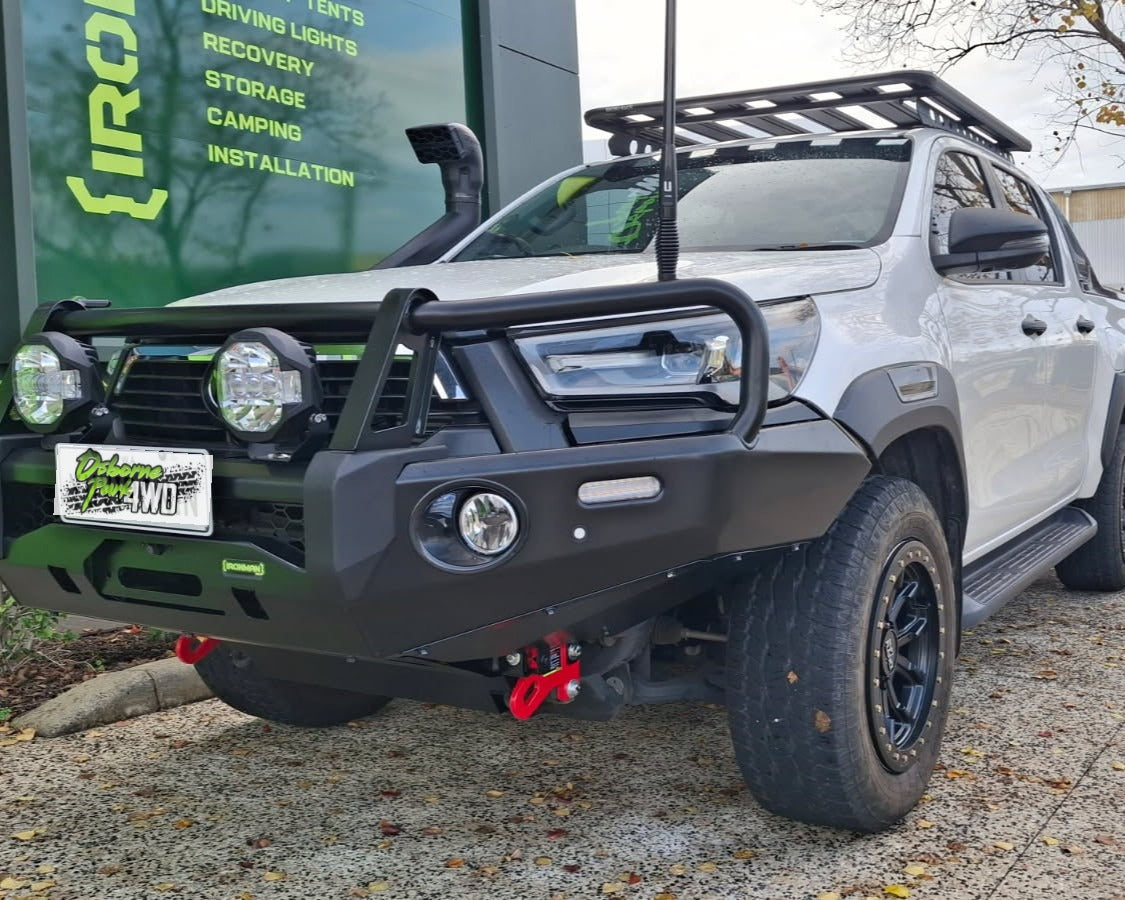 DELUXE BULL BAR - N80 HILUX ROGUE (22+)