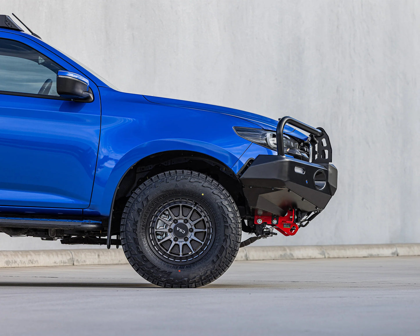 DELUXE BULL BAR - MAZDA BT50 (25+)