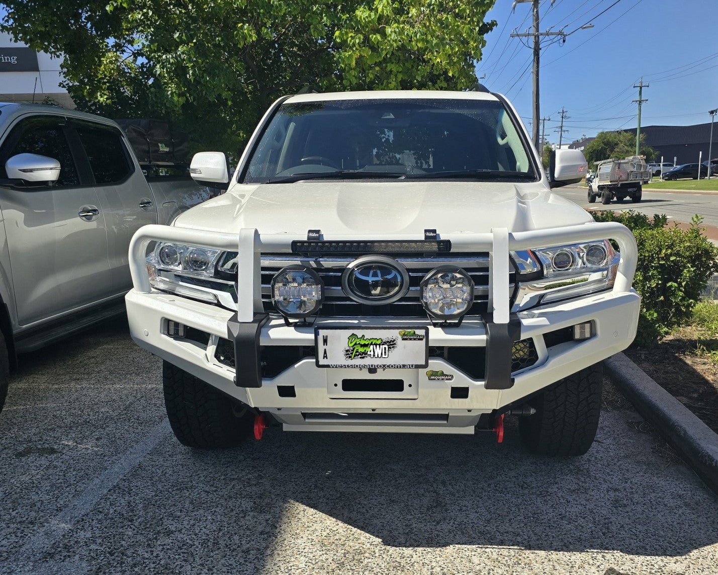 APEX BULL BAR - LC200 (15-22)
