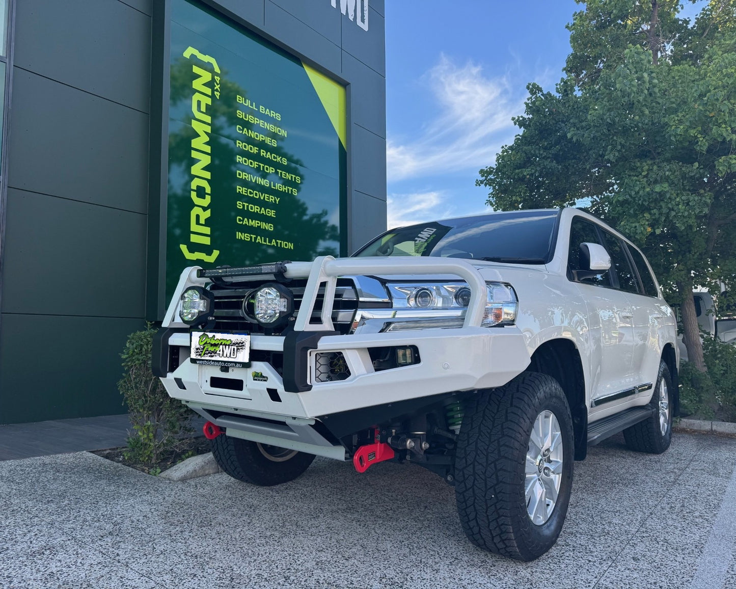 APEX BULL BAR - LC200 (15-22)