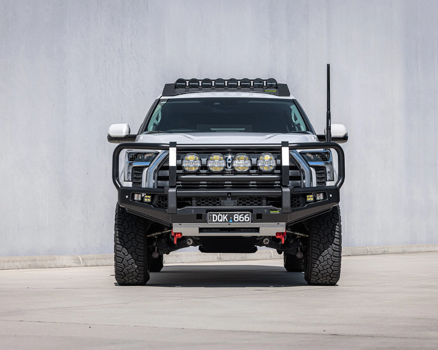 APEX BULL BAR - TUNDRA HYBRID (22+)