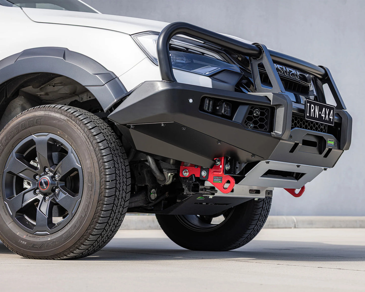 APEX BULL BAR - ISUZU DMAX (24+)