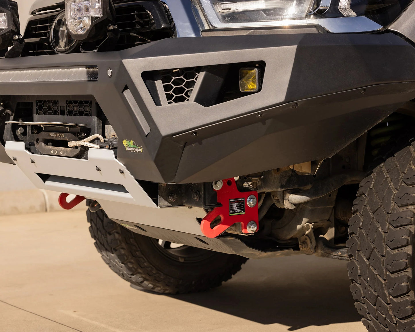RAID BULL BAR - N80 HILUX (20-25)