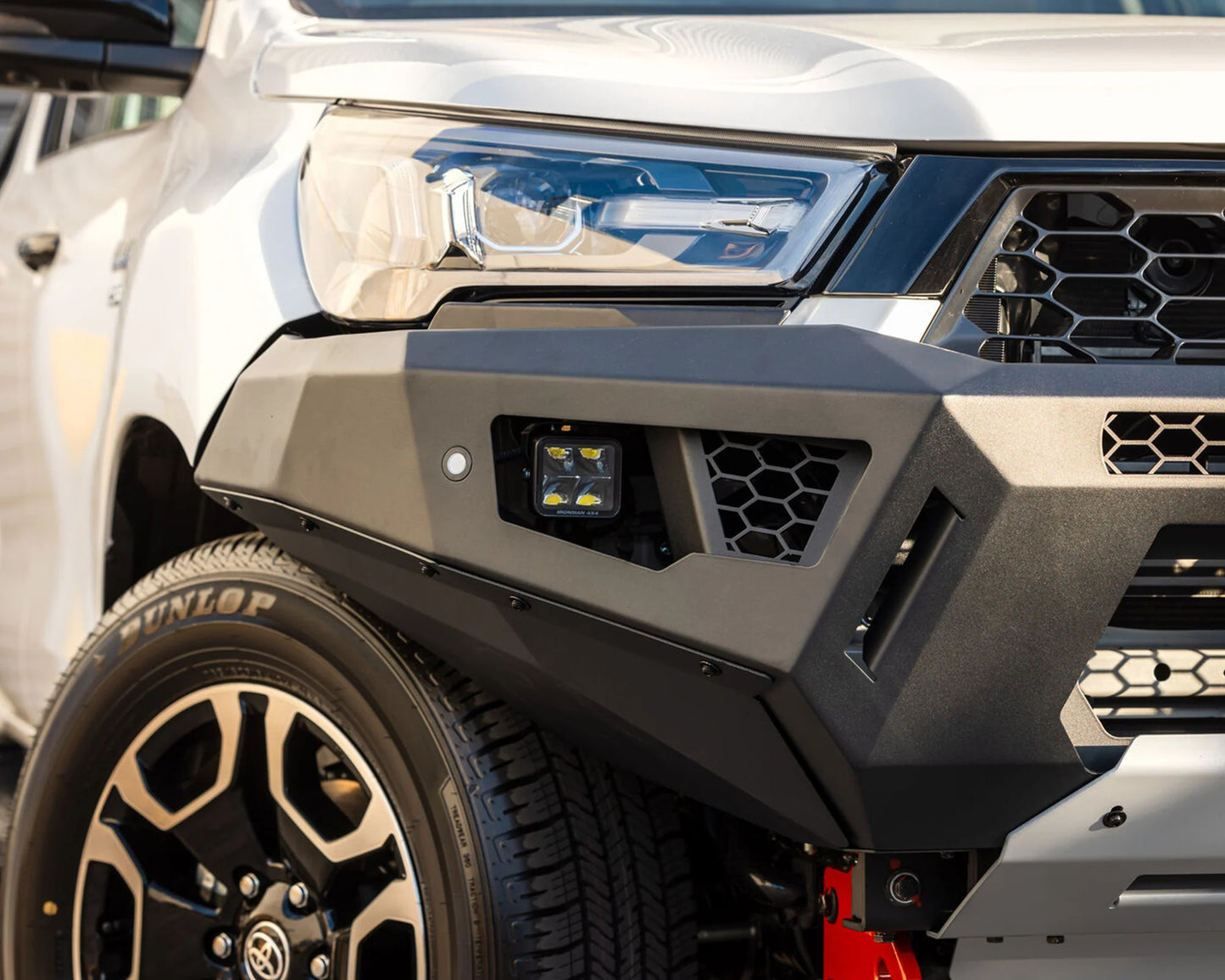 RAID BULL BAR - N80 HILUX (20-25)