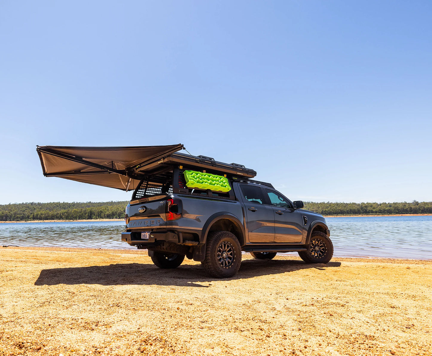 Deltawing 270° Awning (RHS Unsupported)