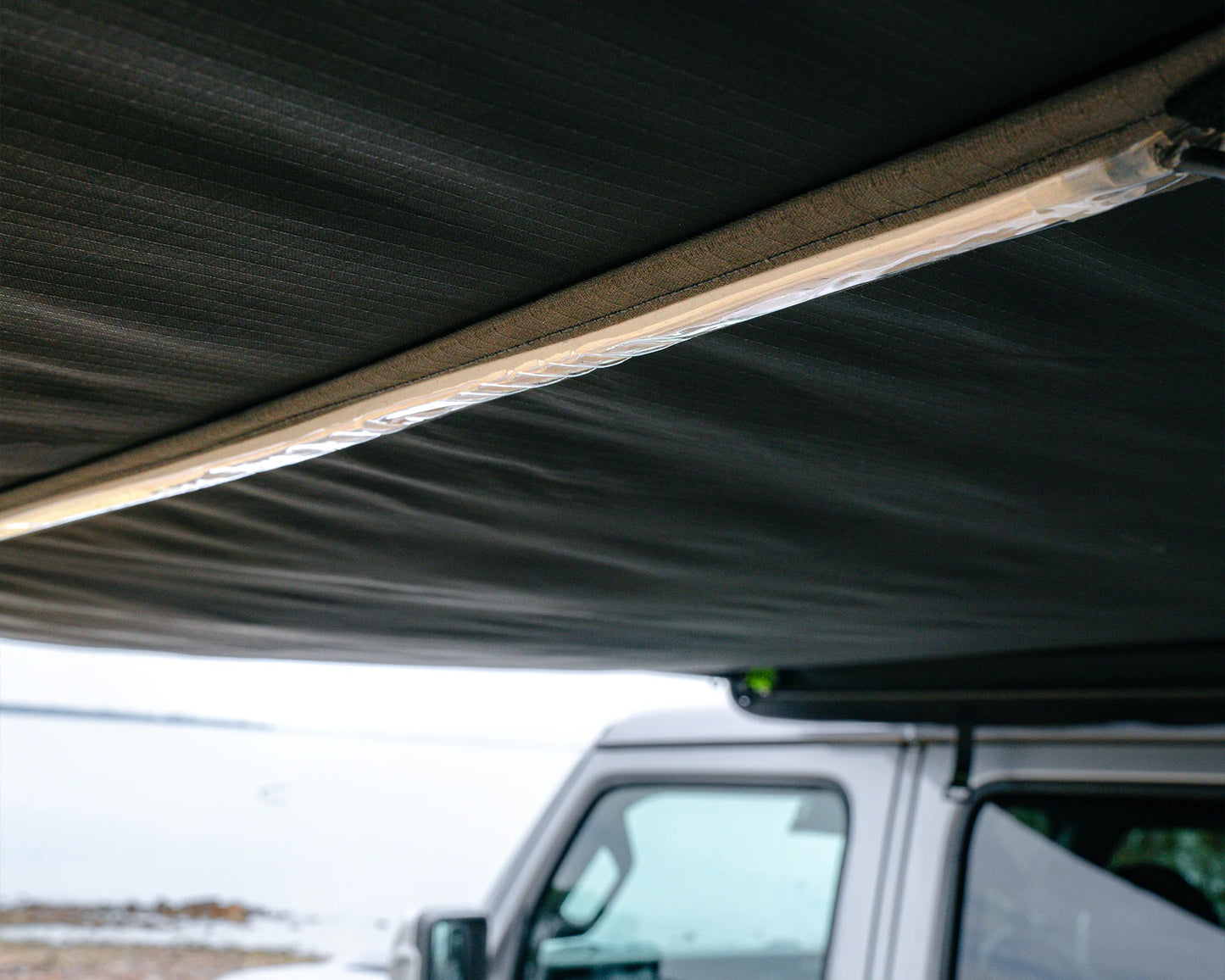 Deltawing 90° Awning (1.4m x 2m)