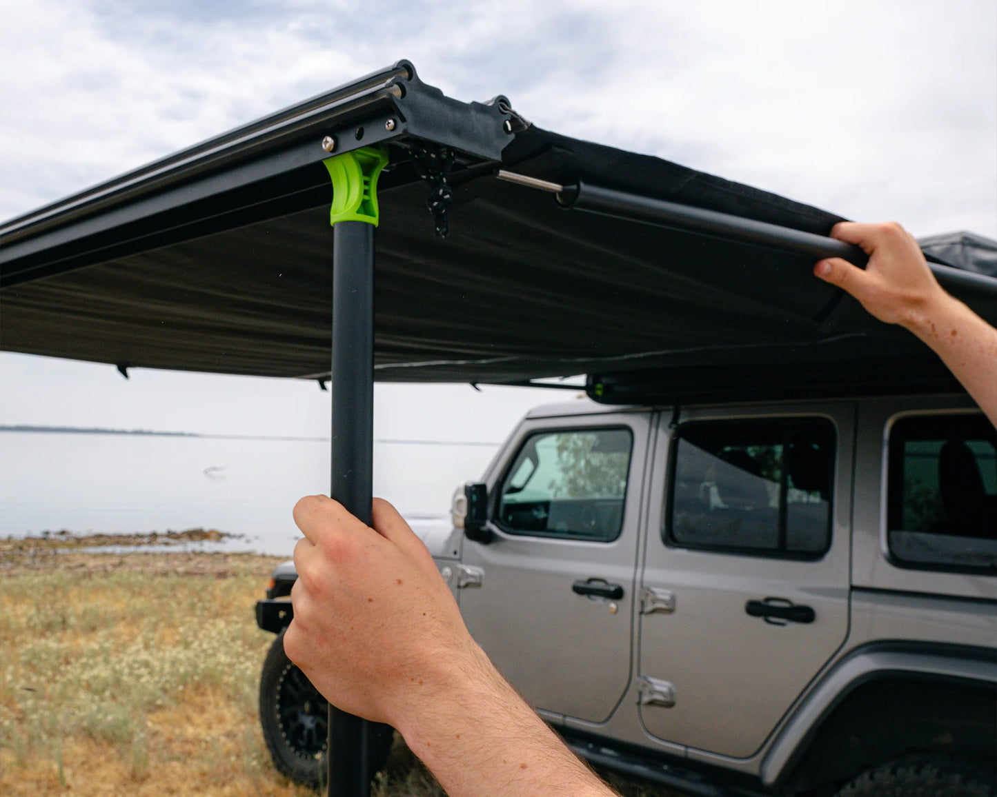 Deltawing 90° Awning (1.4m x 2m)