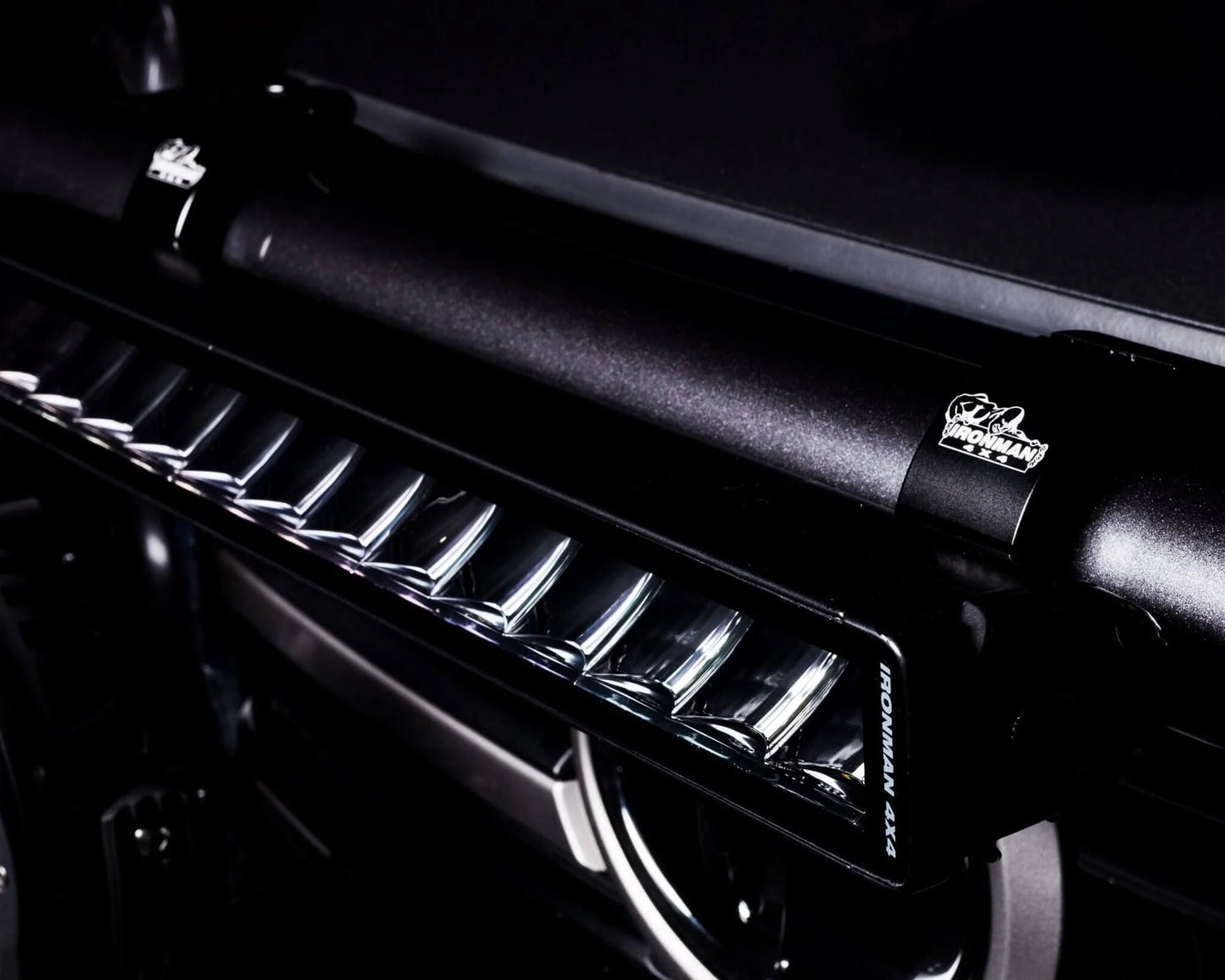 LIGHT BAR CLAMP KIT - BBP BULL BARS
