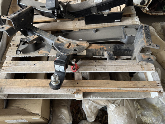 CLEARANCE ITEM - GENUINE NEXT GEN FORD RANGER TOWBAR - USED CONDITION