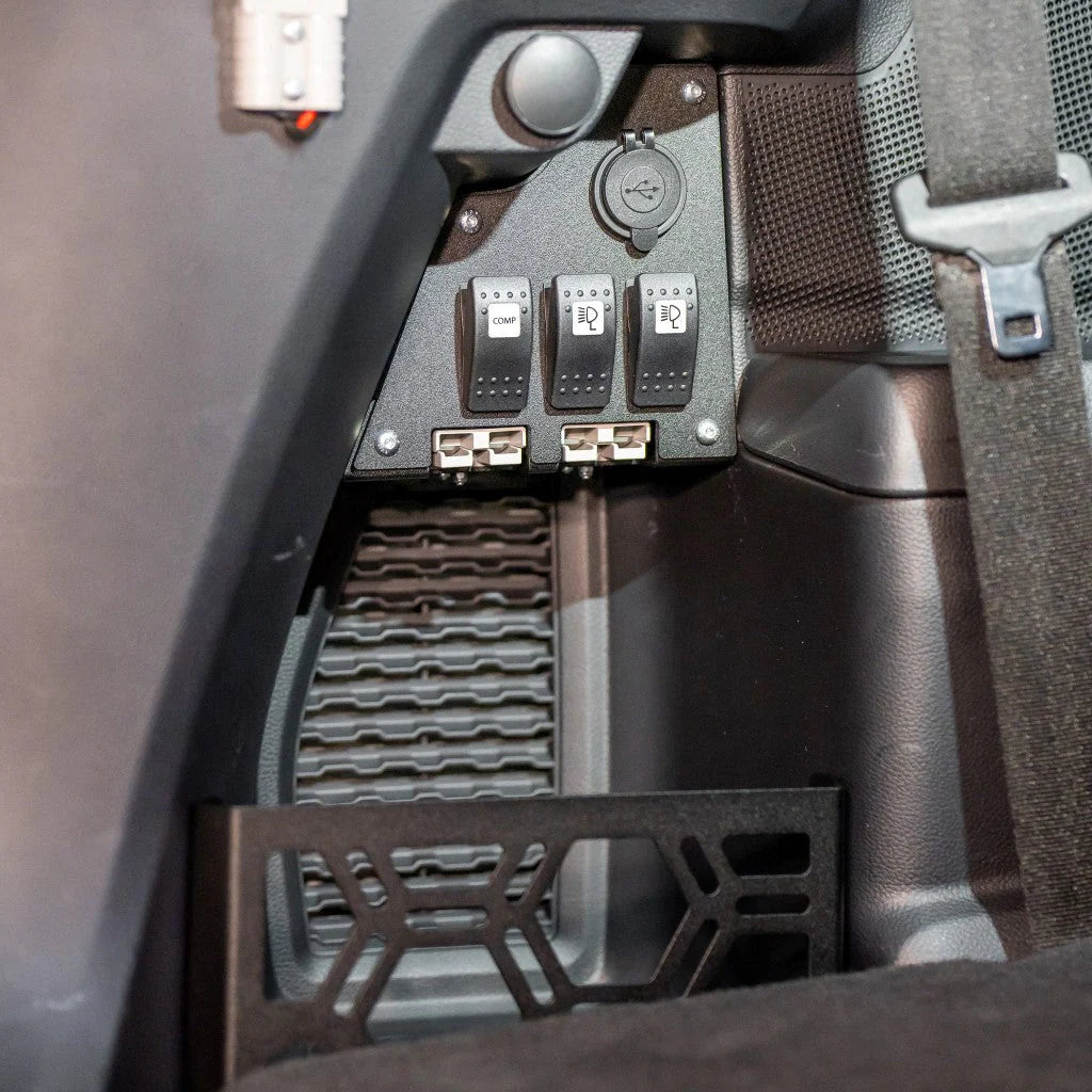 PIRATE LHR SWITCH PANEL EVEREST NG