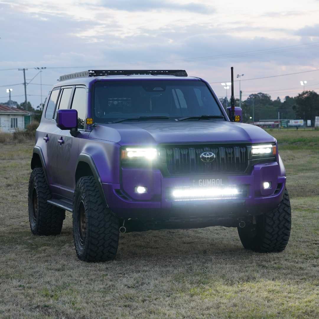 250 PRADO PCC BEHIND GRILLE BRACKET