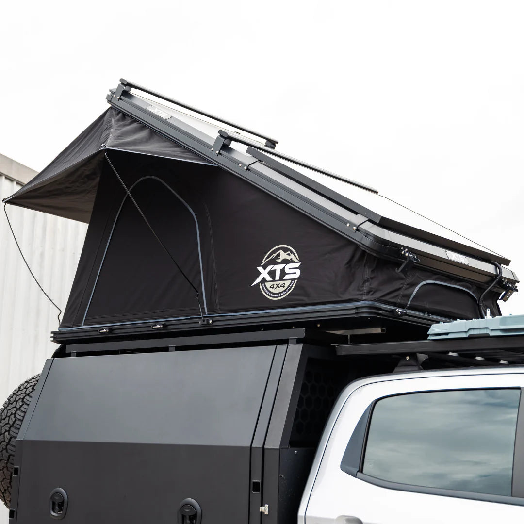 XTS Lifted 131 Roof Top Tent